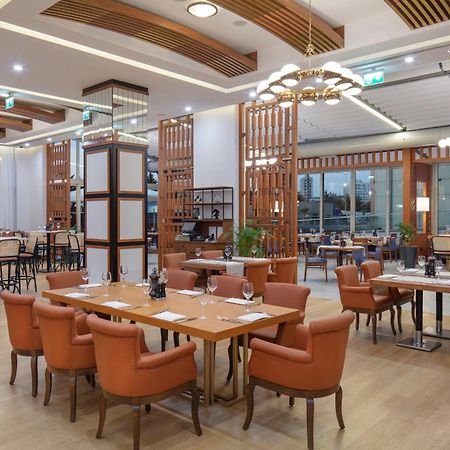 Doubletree By Hilton Istanbul Atasehir Hotel & Conference Centre Ngoại thất bức ảnh