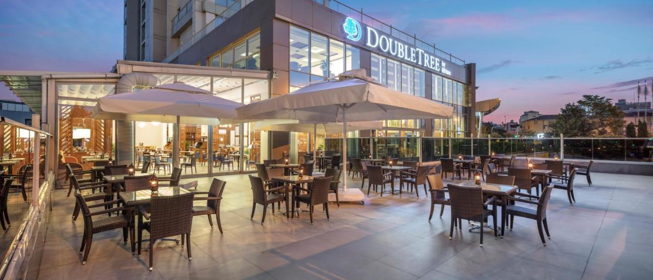 Doubletree By Hilton Istanbul Atasehir Hotel & Conference Centre Ngoại thất bức ảnh